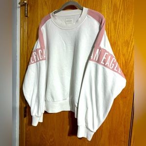 New no tag American Eagle size xl sweatshirt